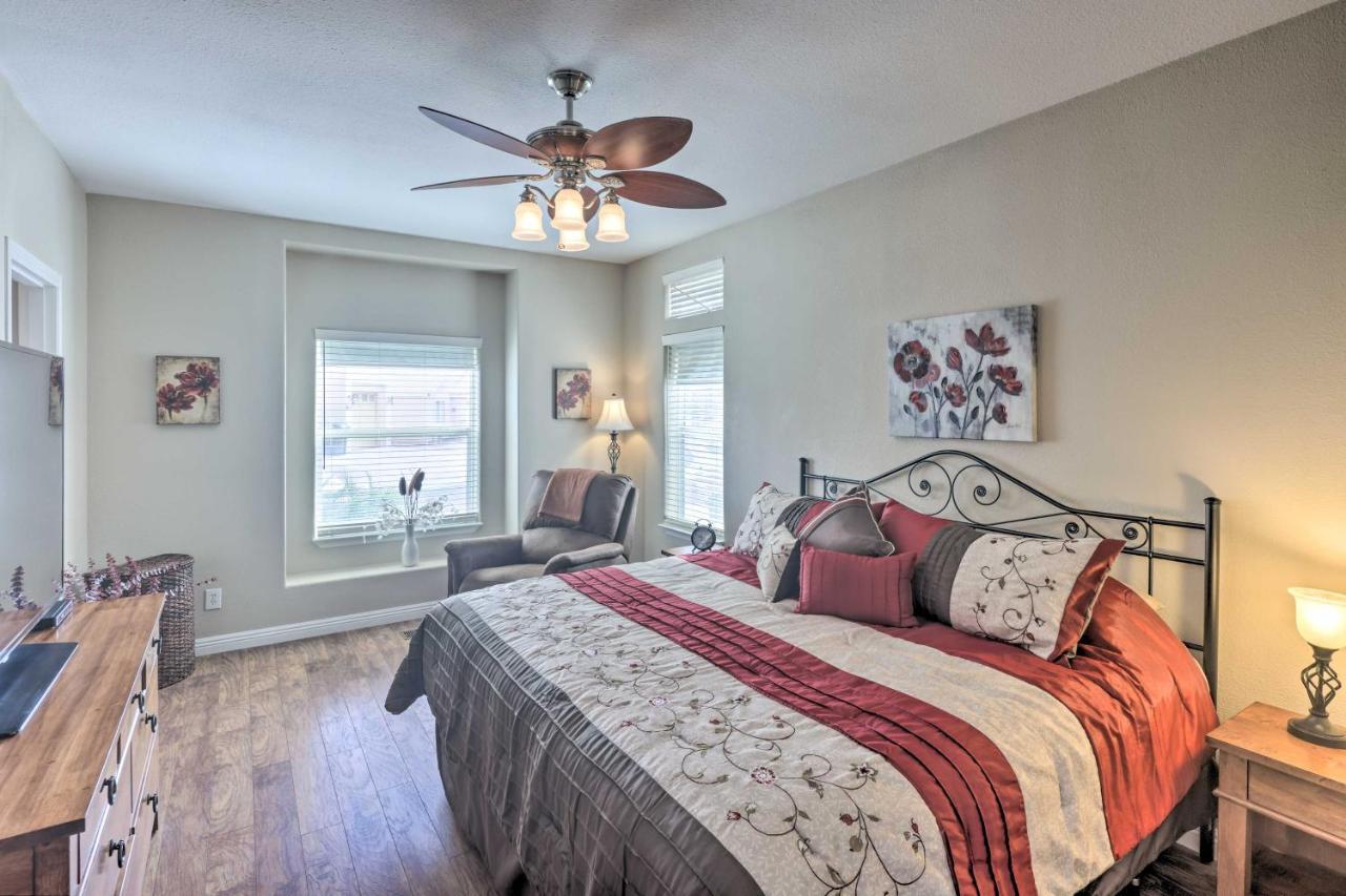 Rivers Edge Golf Condo With Beach Access And Patio! Needles Exteriér fotografie