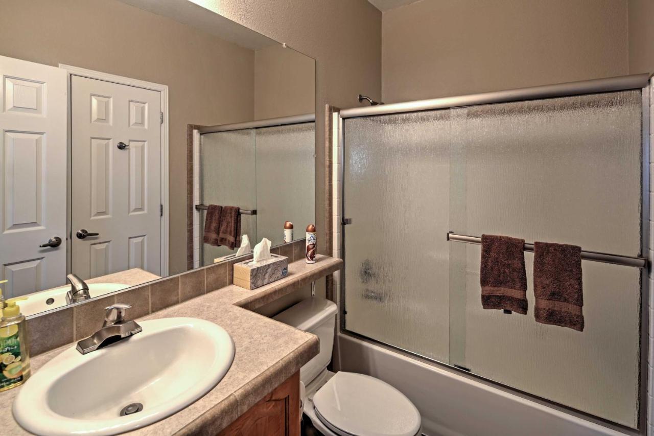 Rivers Edge Golf Condo With Beach Access And Patio! Needles Exteriér fotografie